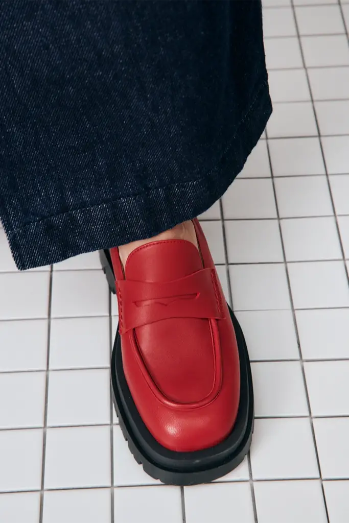 Studio Copenhagen CPH1012 leather red Kauf eins, bekomm eins gratis