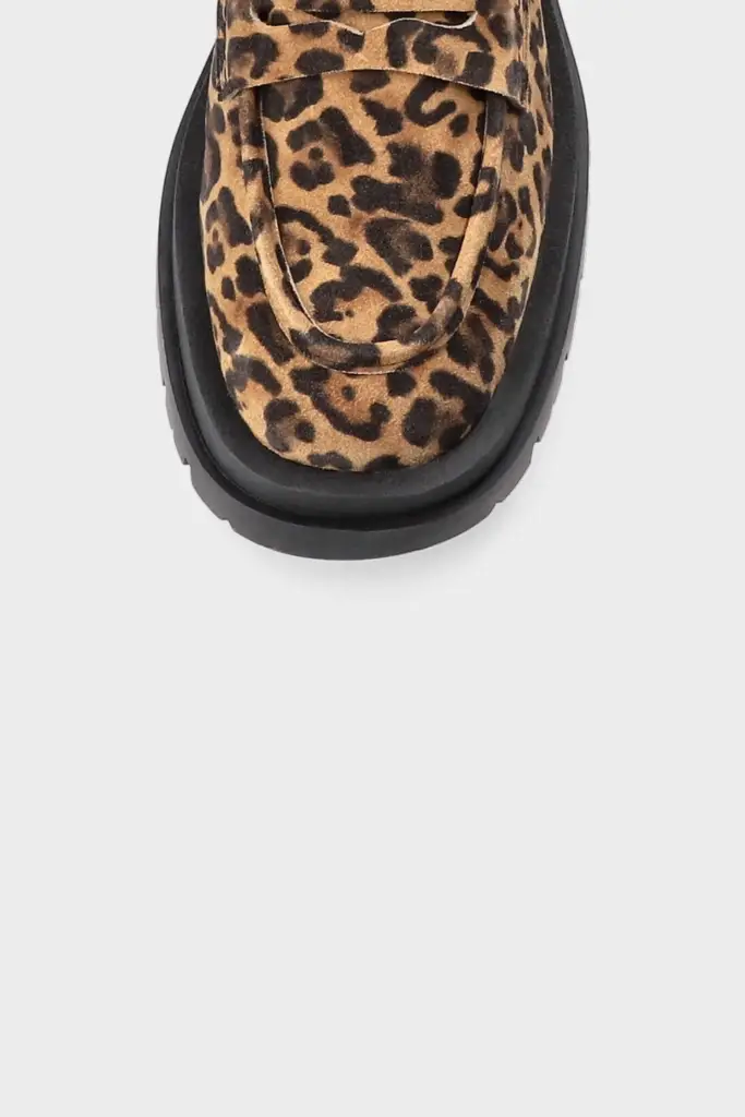 Studio Copenhagen CPH1012 suede leo Begrenzt auf 3 Tage