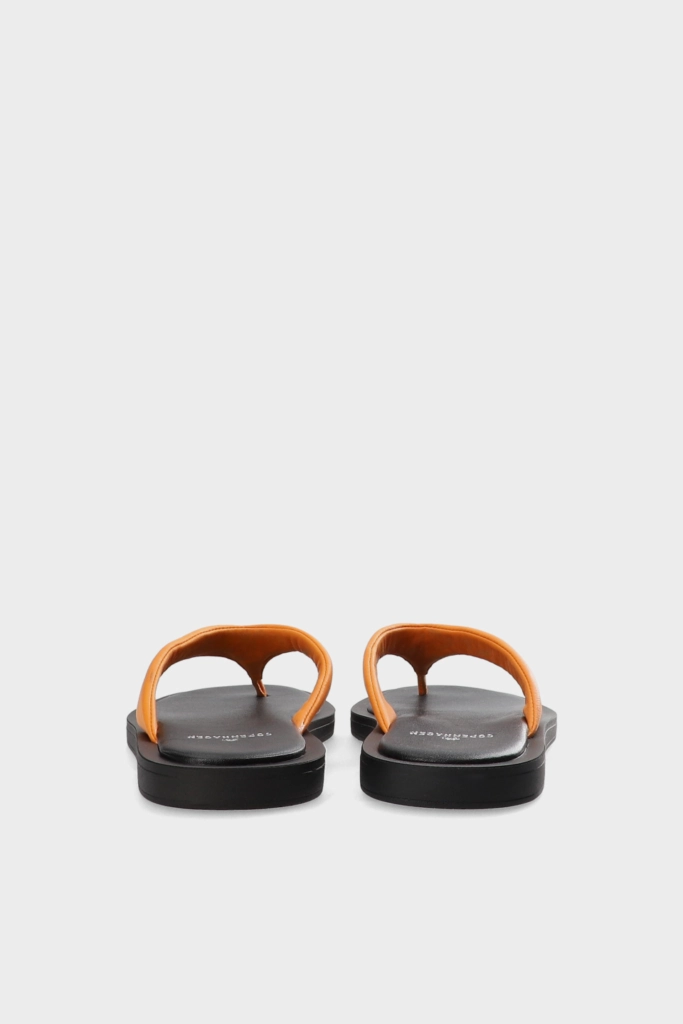 Studio Copenhagen CPH791 nappa amber orange Im Verkauf