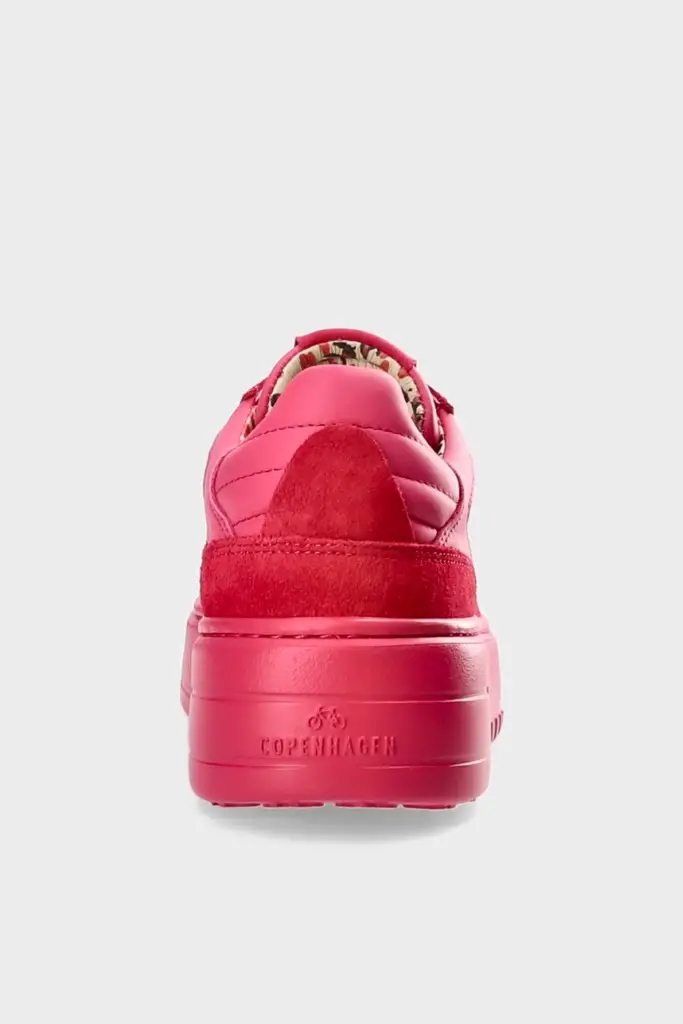 Studio Copenhagen CPH X LALA BERLIN leather mix dragonfruit Blitzverkäufe