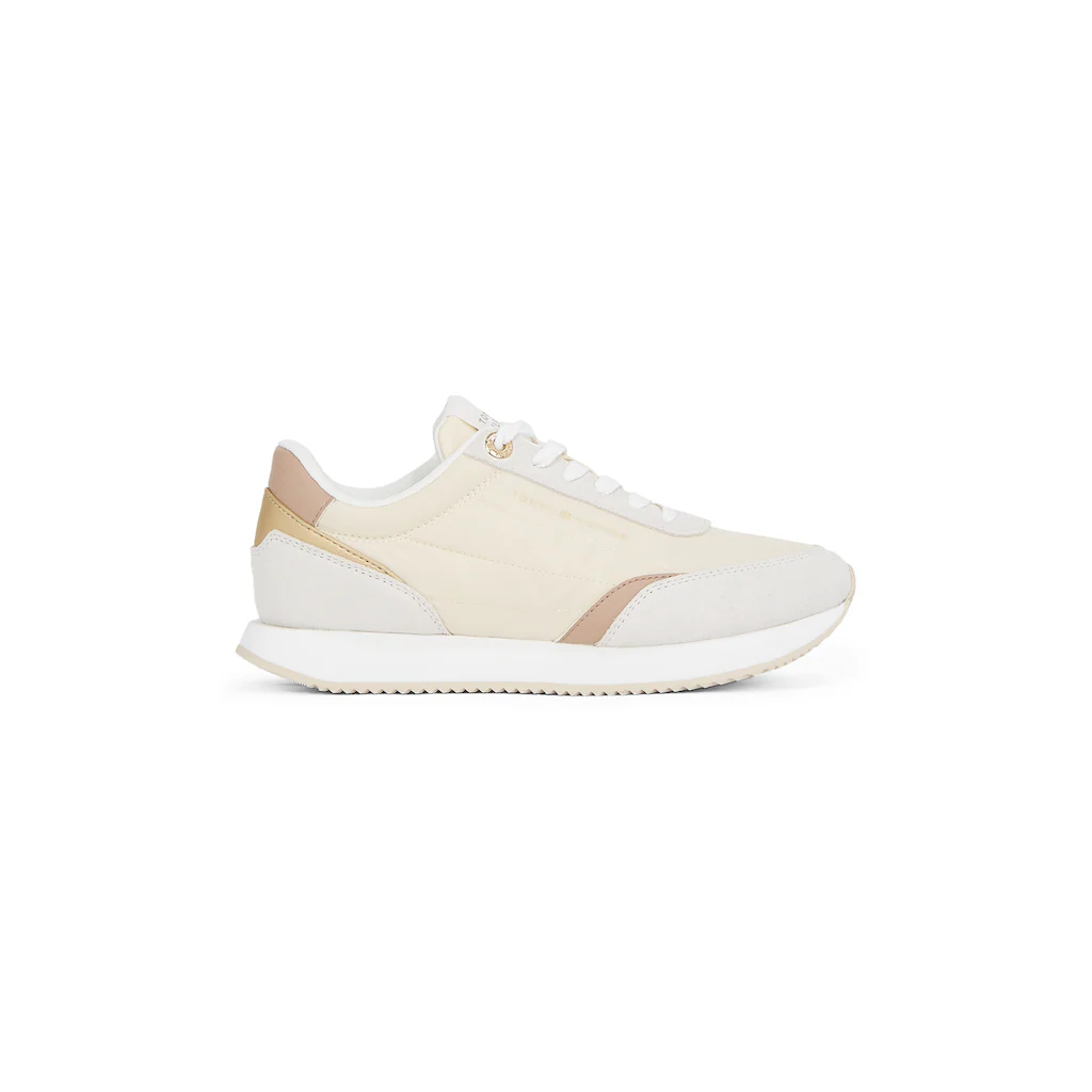 Tommy Hilfiger Plateausneaker »ESSENTIAL RUNNER« Freizeitschuh Halbschuh Schnürschuh mit Kontrastbesätzen online bestellen Im Verkauf