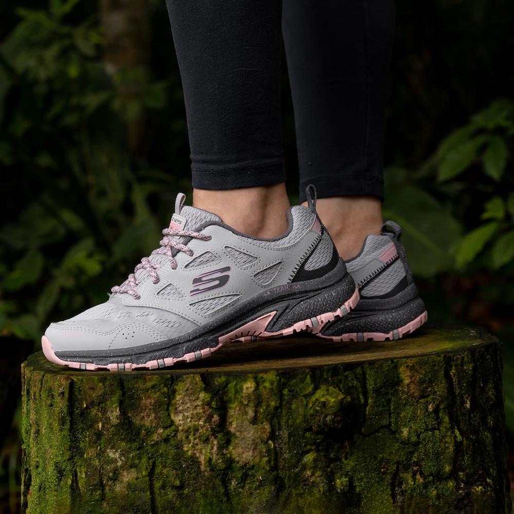 Skechers Sneaker »HILLCREST PURE ESCAPADE« im Materialmix Freizeitschuh Halbschuh Schnürschuh bestellen Bis zu 55% Rabatt