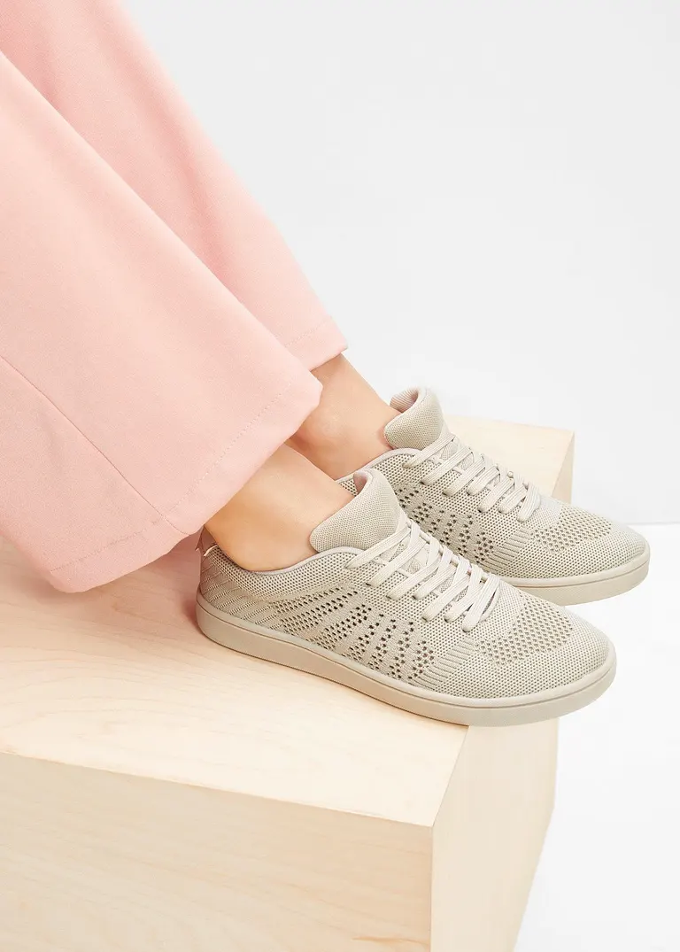 bonprix Sportlicher Sneaker aus luftigem Obermaterial - beige Black Friday