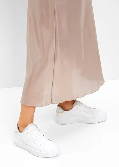 bonprix Zeitloser s.Oliver Sneaker für den Alltag - weiß Valentinstagsangebot