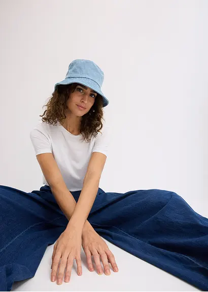 bonprix Lässiger Fischerhut im Denim Look mit Schleifenstickerei - blau Exklusivangebot