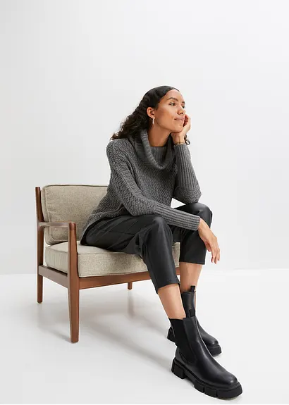 bonprix Modischer Oversize-Pullover mit Ajour-Muster sowie einem großen Rollkragen und zwei seitlichen Schlitzen Tägliche Deals