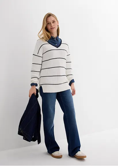 bonprix Pullover mit Allover Streifen-Dessin und V-Ausschnitt - weiß Begrenzte Freigabe