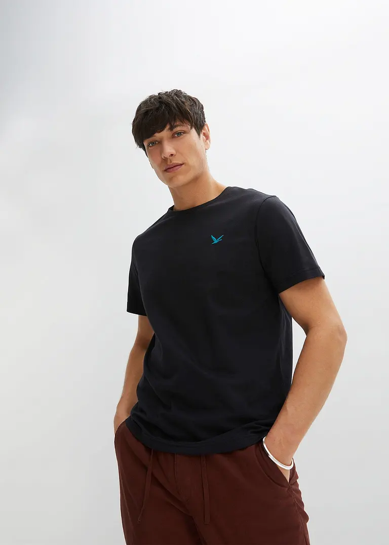 bonprix Schöne T-Shirts im 3er Pack mit kleiner Stickerei auf der Brust Begrenztes Angebot