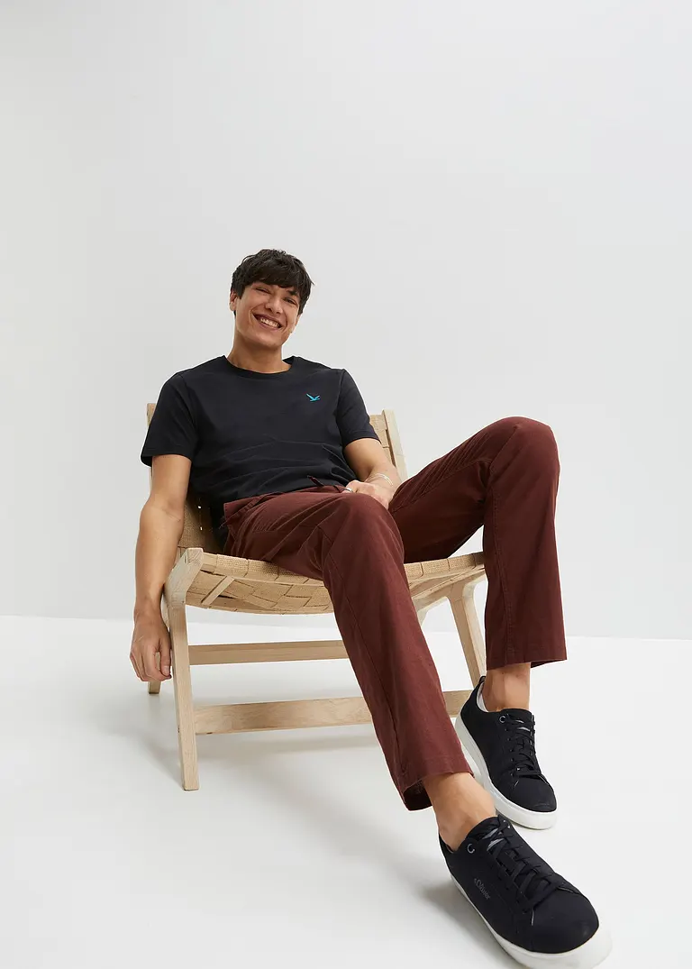 bonprix Schöne T-Shirts im 3er Pack mit kleiner Stickerei auf der Brust Begrenztes Angebot