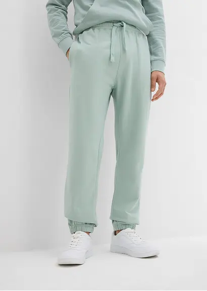 bonprix moderne Basic-Jogginghose im angesagten Loose Fit innen weich angeraut Super Sparpreis