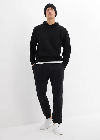 bonprix moderne Basic-Jogginghose im angesagten Loose Fit innen weich angeraut Wochenangebot