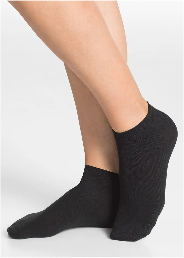 bonprix Praktische Sneakersocken im attraktiven Multipack - schwarz/weiß Lagerräumung