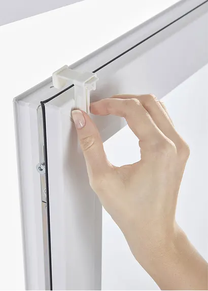 bonprix Fensterdekoration mit dezentem Blumen-Druck - weiß Klemmträger Flash Sale
